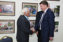 Давид Рубашевский в честь юбилея принял поздравления от Сергея Ладанова
