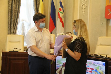 Сергей Ладанов поздравил работников торговли с профессиональным праздником