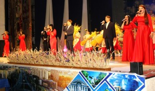 Волгодонск – на общий дом: состоялось торжественное собрание в честь 74-ой годовщины основания города