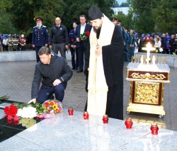 Город помнит… В Волгодонске почтили память жертв теракта 1999 года