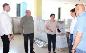 Депутаты проверили готовность школы в квартале В-9 к новому учебному году 