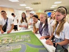 «Университетские смены»: сто студентов и школьников из ДНР посетили Волгодонск 