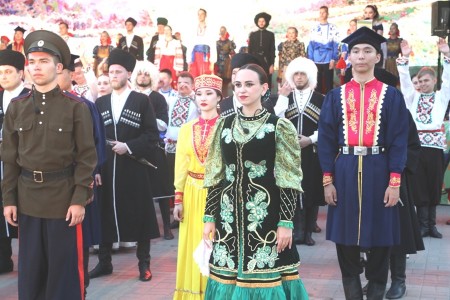 «Юг России. Сила традиций»: Волгодонск во второй раз принимает масштабный культурно-этнический фестиваль