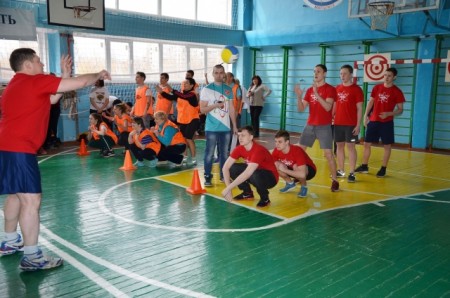 Быстрее, выше, сильнее: волгодонские единороссы организовали спортивный праздник