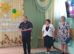 Депутат Георгий Ковалевский поздравил коллектив садика «Голубые дорожки»