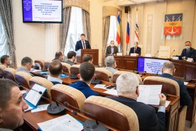 Депутаты единогласно приняли отчет о работе председателя Волгодонской Думы-главы города за 2021 год