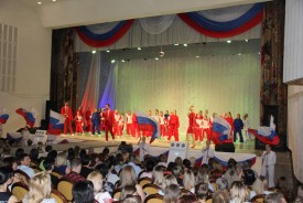 Поет «Единая Россия»: волгодонские партийцы поздравили горожан с предстоящим Днём России