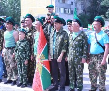 В честь Дня пограничника на площади Дзержинского прошел митинг 