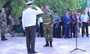 В честь Дня пограничника на площади Дзержинского прошел митинг 