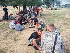 Военно-патриотическая игра «Юный десантник» собрала почти 200 ребят разного возраста