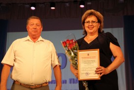 Людмила Ткаченко поздравила сотрудников «Газпрома» с юбилеем