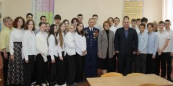 Депутат Георгий Ковалевский провел Урок мужества в школе № 9