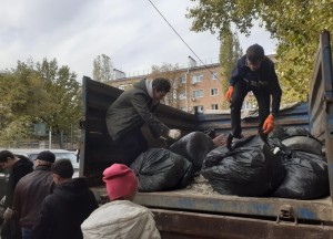 «Большая уборка» в 4-м микрорайоне