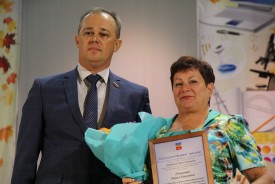 В Волгодонске поздравили учителей на торжественном педсовете