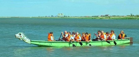 В гонке на «Драконах» приняли участие жители 15, 18 и 20 избирательных округов