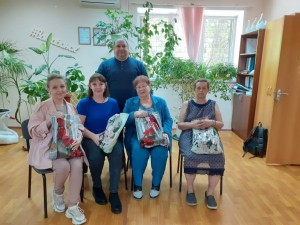 Депутат округа № 4 Георгий Ковалевский поздравил матерей и жен бойцов спецоперации