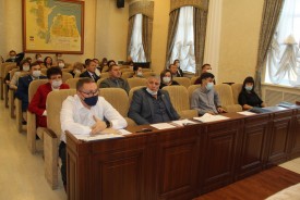 Транспорт и здравоохранение: депутаты обсудили наболевшие вопросы на заседании Думы