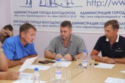 Волгодонские парламентарии сформируют предложения по строительству внутриквартального освещения