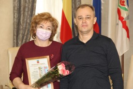 Заместитель председателя Думы Игорь Батлуков поздравил коммунальщиков с профессиональным праздником