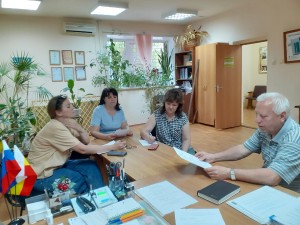 В округе № 4 Волгодонска на совете профилактики обсудили безопасность на летних каникулах