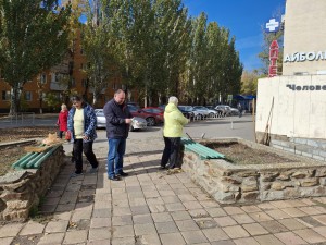 Субботник в 4-м микрорайоне