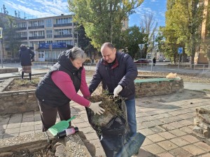 Субботник в 4-м микрорайоне