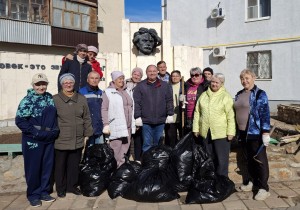 Субботник в 4-м микрорайоне