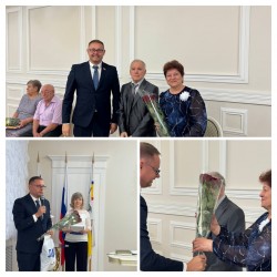 Новости 19 округа. Поздравление юбиляров семейной жизни.