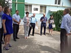 Волгодонские депутаты и жители округов поделились опытом с шахтинцами
