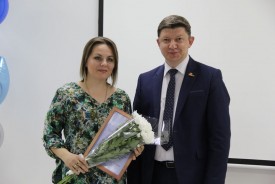Сергей Ладанов поздравил библиотекарей с профессиональным праздником