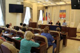 Помощники депутатов рассказали о результатах работы Советов профилактики