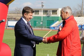Сергей Ладанов принял участие в открытии легкоатлетической эстафеты