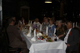Председатель Волгодонской Думы-глава города вместе с активом Совета ветеранов посетили выставку-дегустацию кулинарных изделий