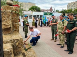 В Волгодонске отметили 95-летие Воздушно-десантных войск России