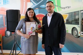 Сергей Ладанов поздравил автомобилистов с профессиональным праздником