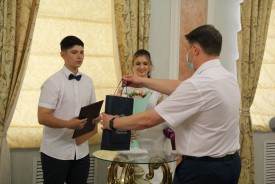 В канун Дня молодежи в Волгодонске поженятся 19 пар
