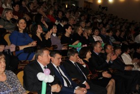 Для волгодонских женщин подготовили концерт в ДК им. Курчатова
