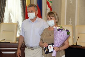 Председатель Волгодонской городской Думы – глава города поздравила работников торговли