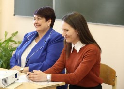 Людмила Ткаченко провела урок парламентаризма в школе №13