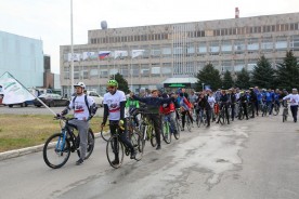 Волгодонские депутаты пересели на велосипеды в День без автомобиля