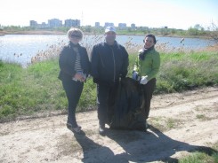 Депутаты приняли участие в экологической акции  «Чистый берег»