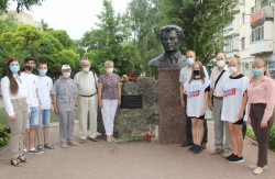 Волгодонцы вспоминали 82-ю годовщину со Дня рождения Александра Тягливого
