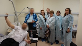 Заместитель председателя Волгодонской городской Думы Игорь Батлуков посетил ростовский окружной военный клинический госпиталь