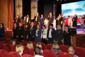 Своих не бросаем: волгодонские депутаты приняли участие в благотворительном концерте в поддержку беженцев из ДНР и ЛНР