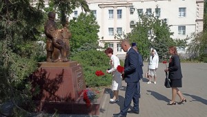 3 округ: "Цветы Победы!"