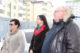 Школа 21 века: депутаты-единороссы оценили темпы строительства школы в квартале В-9