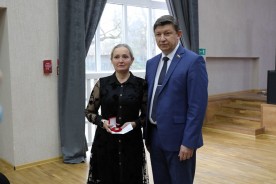 Матери Героев: в Волгодонске поблагодарили женщин, воспитавших защитников страны 