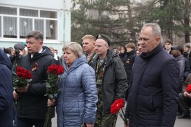 В Волгодонске открыли бюст Герою России