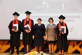 Людмила Ткаченко вручила дипломы студентам МИФИ