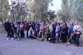 Помощники депутатов и сотрудники аппарата Думы присоединились к общегородскому субботнику